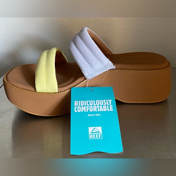 REEF ..Stylish Women's Platform Sandals in
Lavender and yellow - Picture 15 of 16